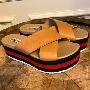 Steve Madden platform slides
